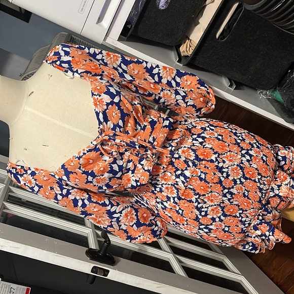 Set of skirt and top - Picture 3 of 3